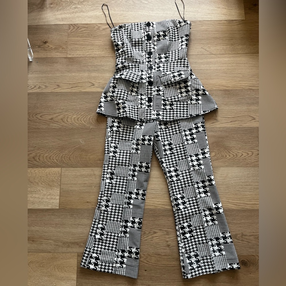 Black and White Houndstooth Women's Two Piece Set
